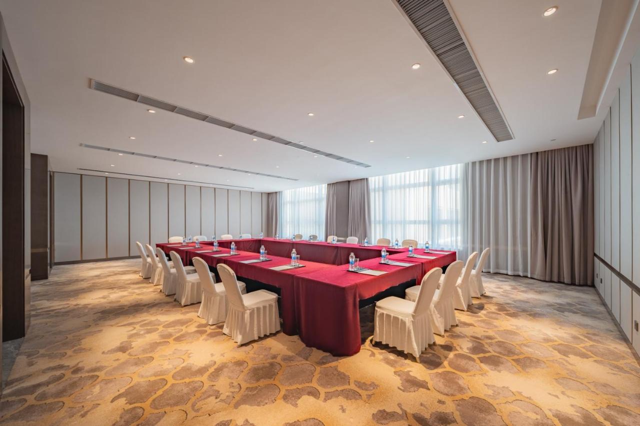 Holiday Inn Zhengzhou Zhongzhou By Ihg Bagian luar foto