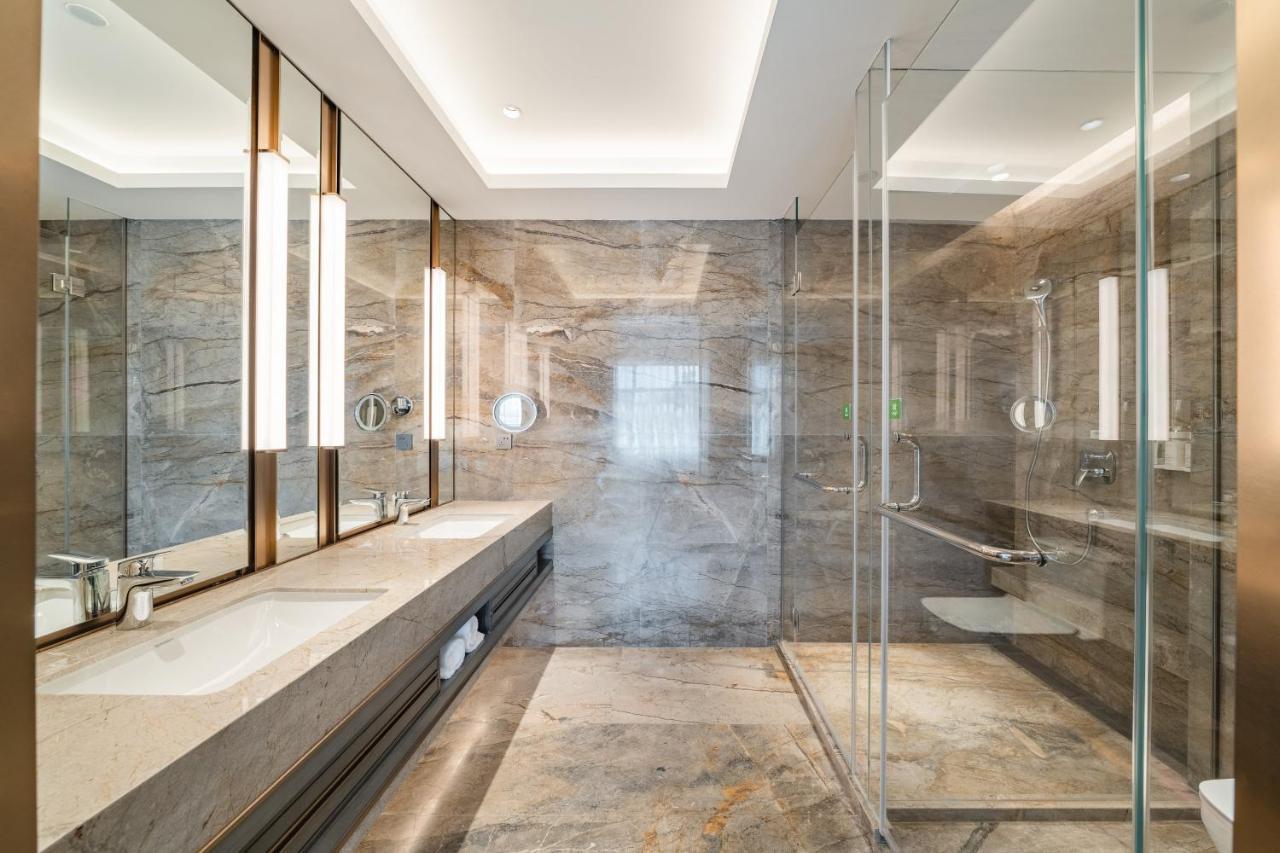Holiday Inn Zhengzhou Zhongzhou By Ihg Bagian luar foto