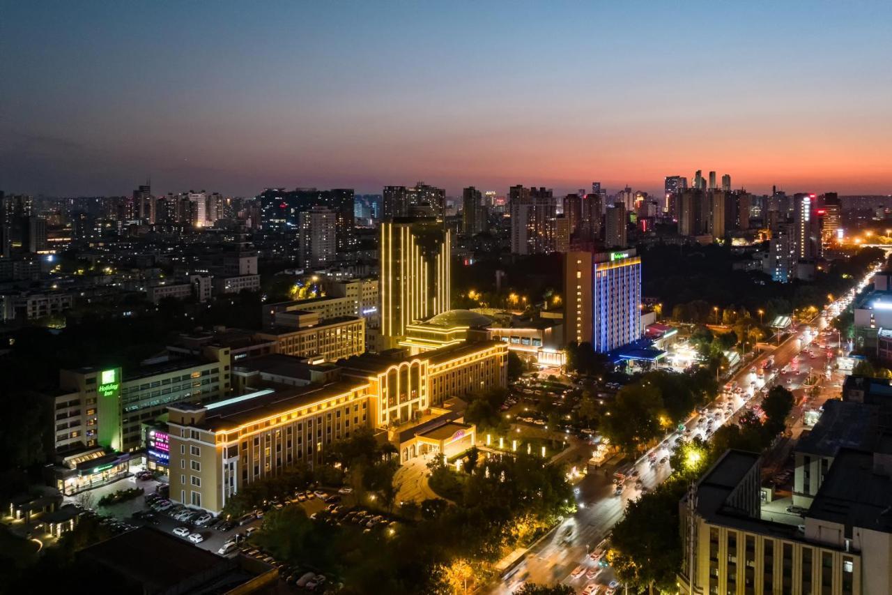 Holiday Inn Zhengzhou Zhongzhou By Ihg Bagian luar foto