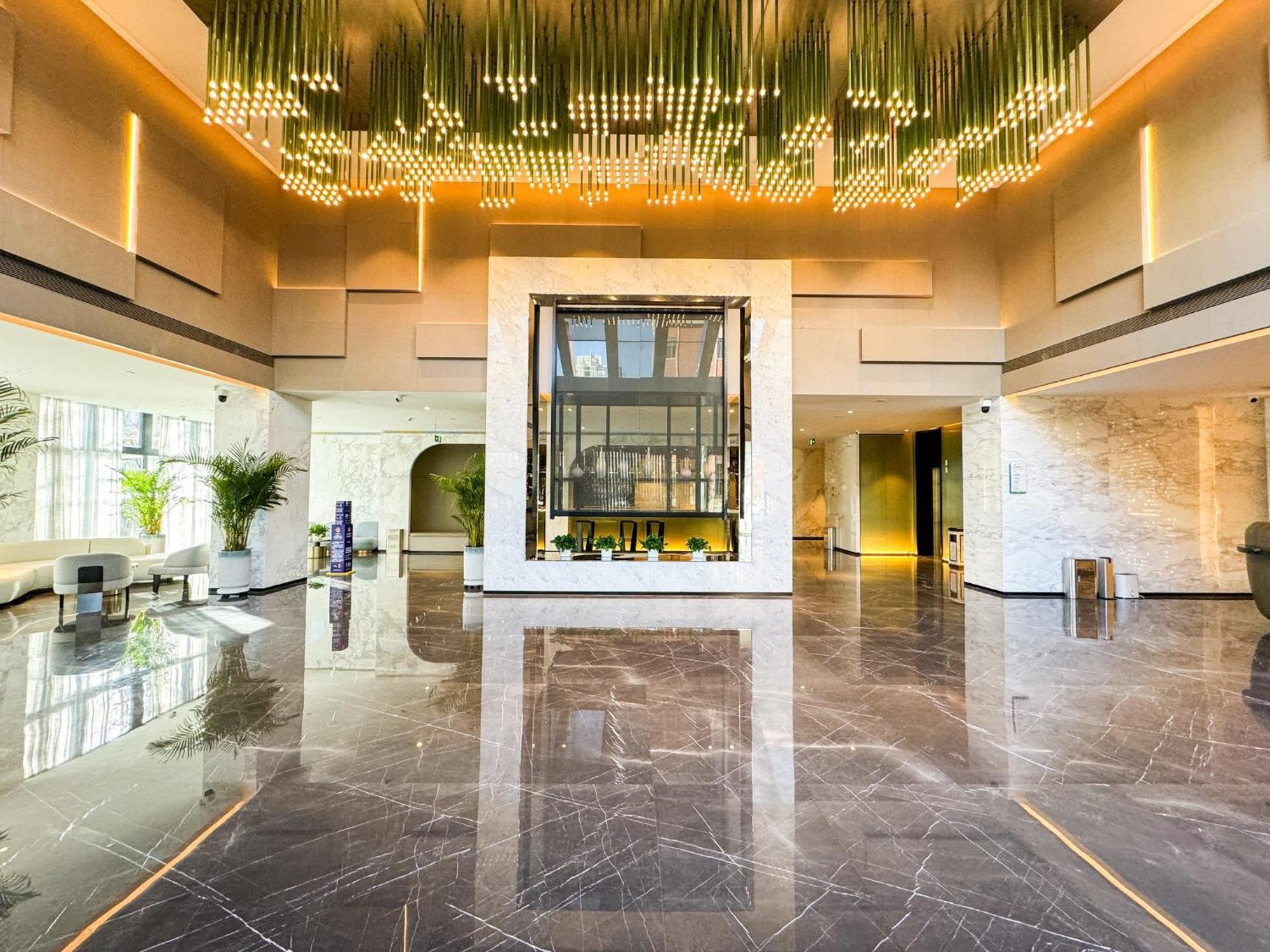 Holiday Inn Zhengzhou Zhongzhou By Ihg Bagian luar foto